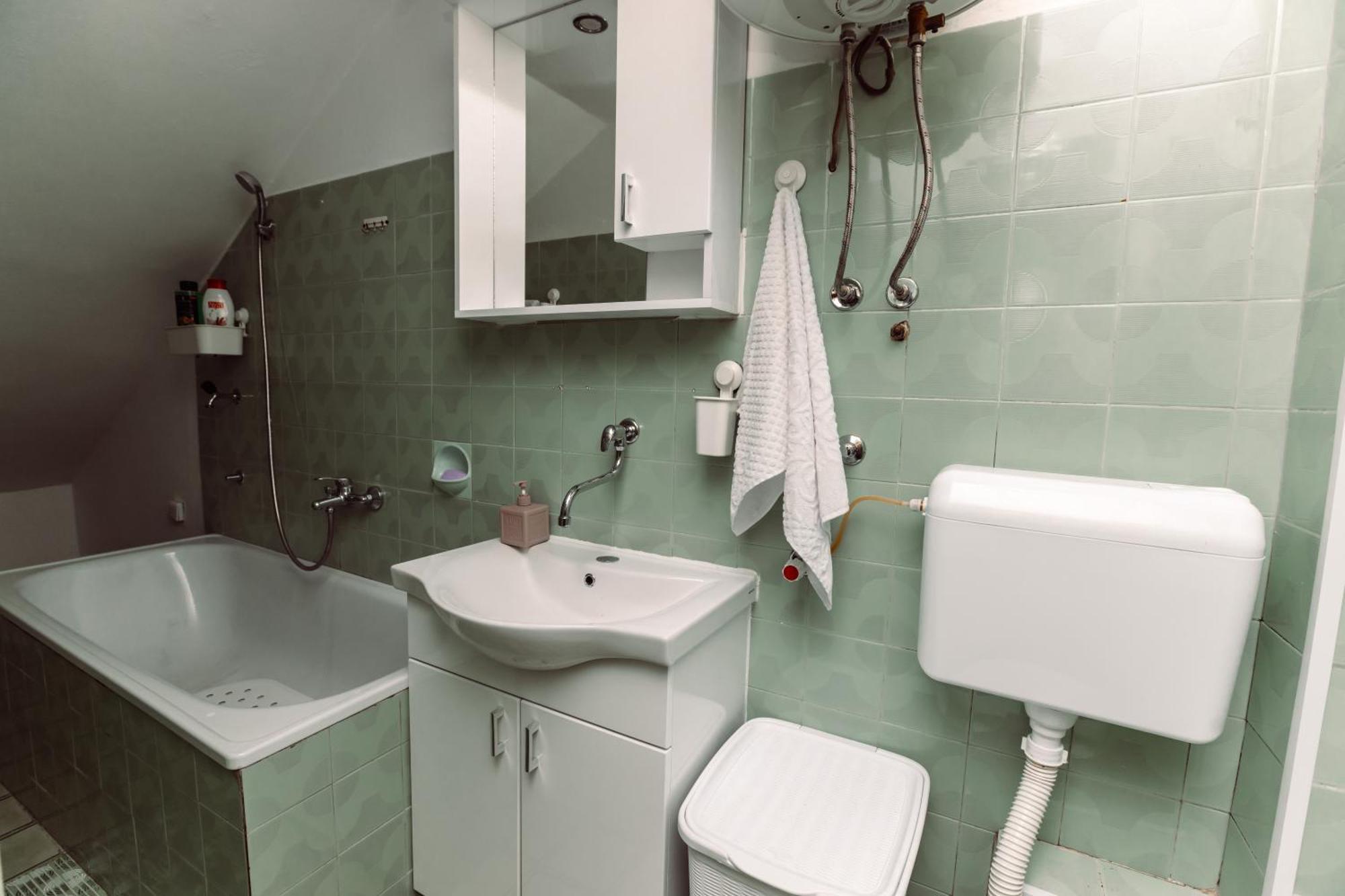 Apartmani Bulevar Cetinje Exterior foto